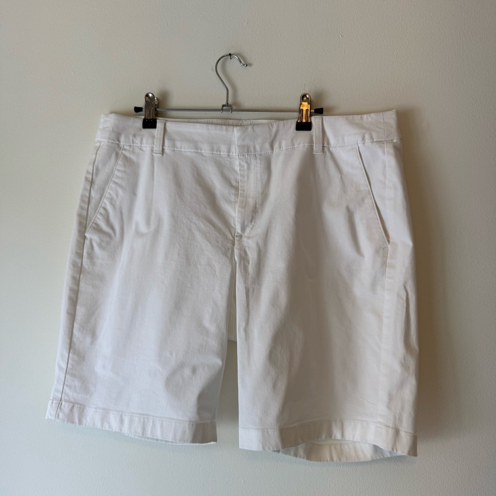 Classic JCrew White Womens Chino Shorts Feminine Costal Beachy Preppy Sz14  0013